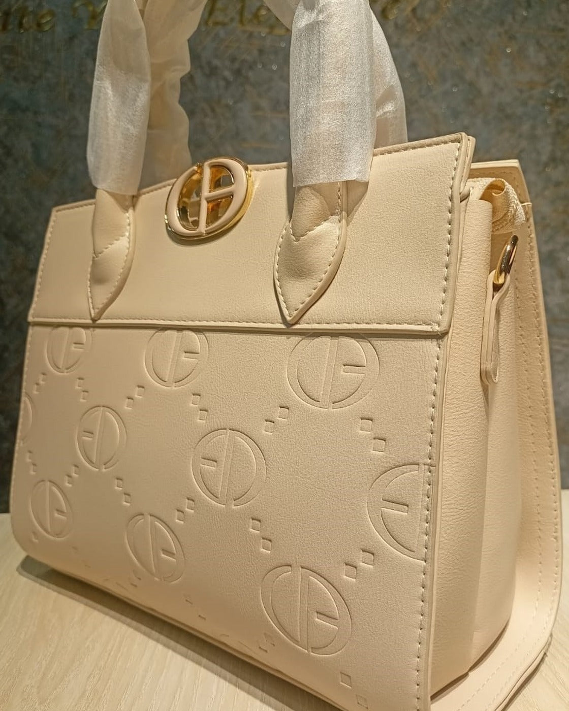 Chrisbella GAMONO36 · Ivory Handbag