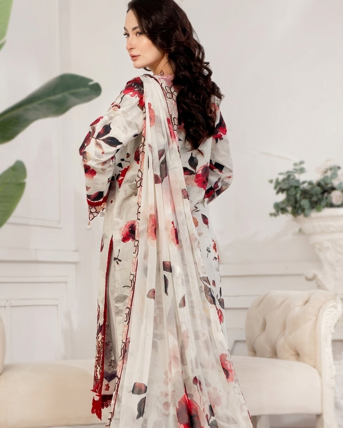 Alzohaib Applique Kari Design #11 · 3 Piece Unstitched