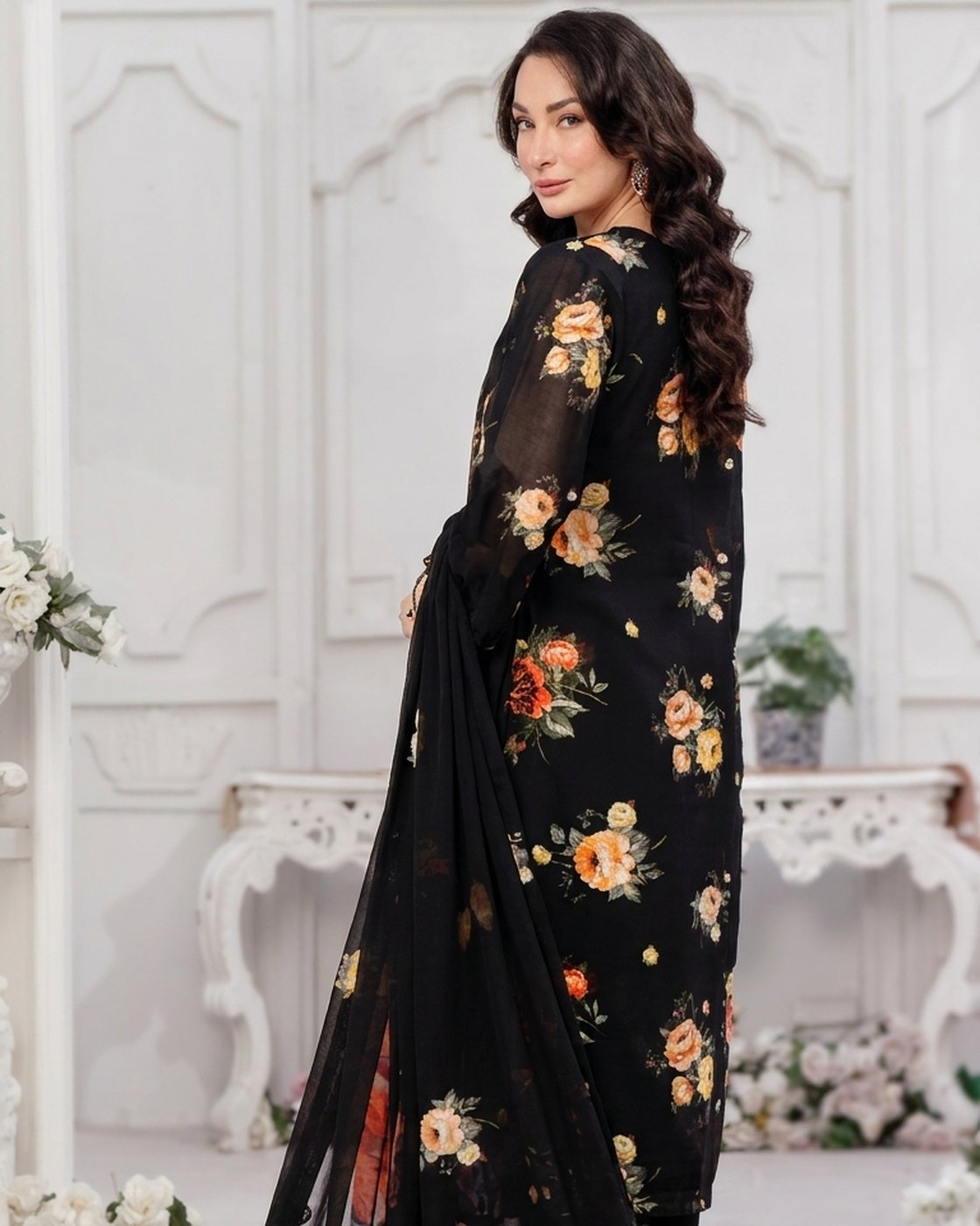 Alzohaib Applique Kari Design #6 · 3 Piece Unstitched