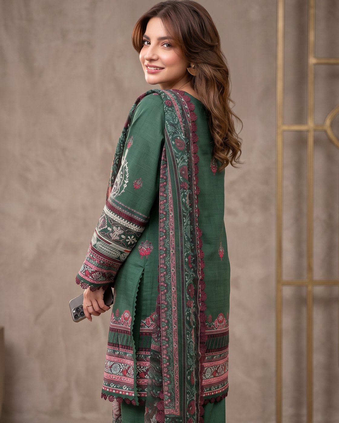 Asim Jofa Signature AJUBF-41 · 3 Piece Unstitched Lawn