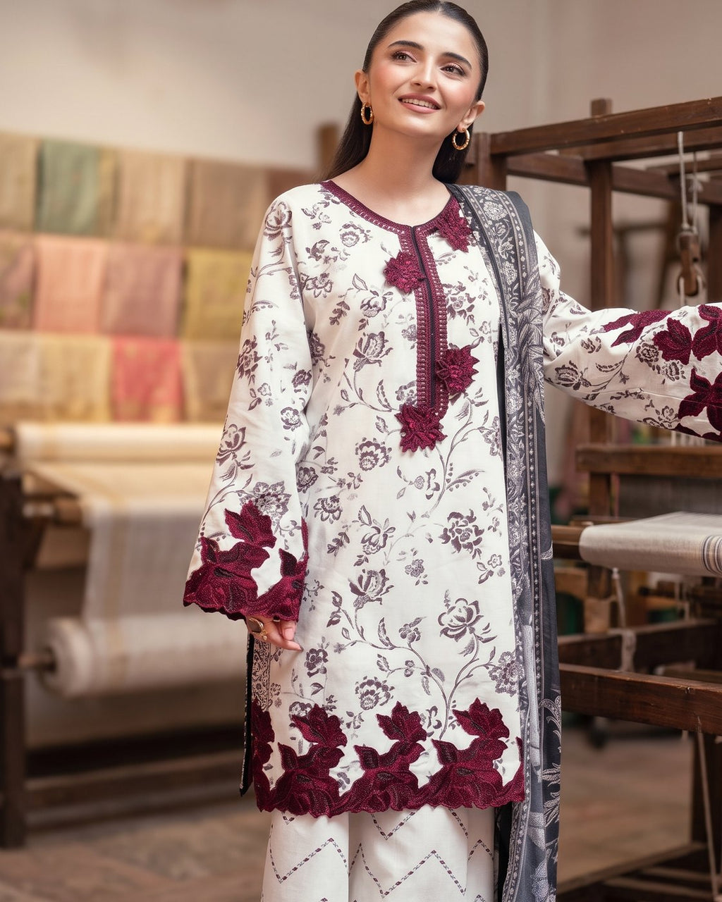Asim Jofa Signature AJUBF-52 · 3 Piece Unstitched Lawn