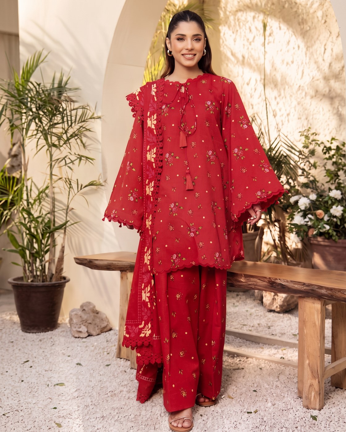 Elahéh Vol.1 01 · 3 Piece Unstitched Lawn
