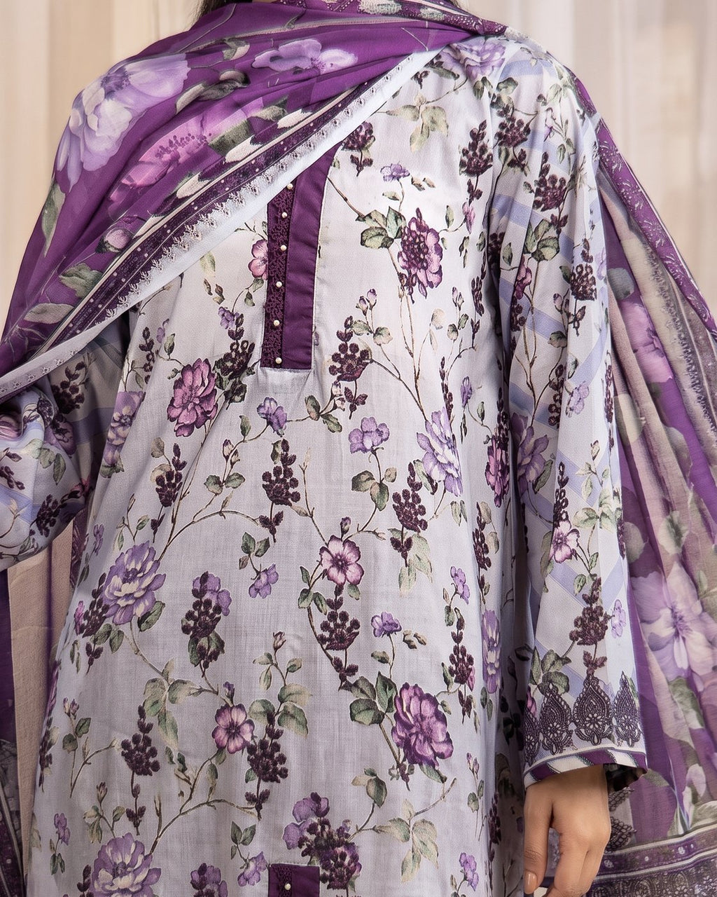 Nureh Rang Nagar RN-202 · 3 Piece Unstitched Lawn