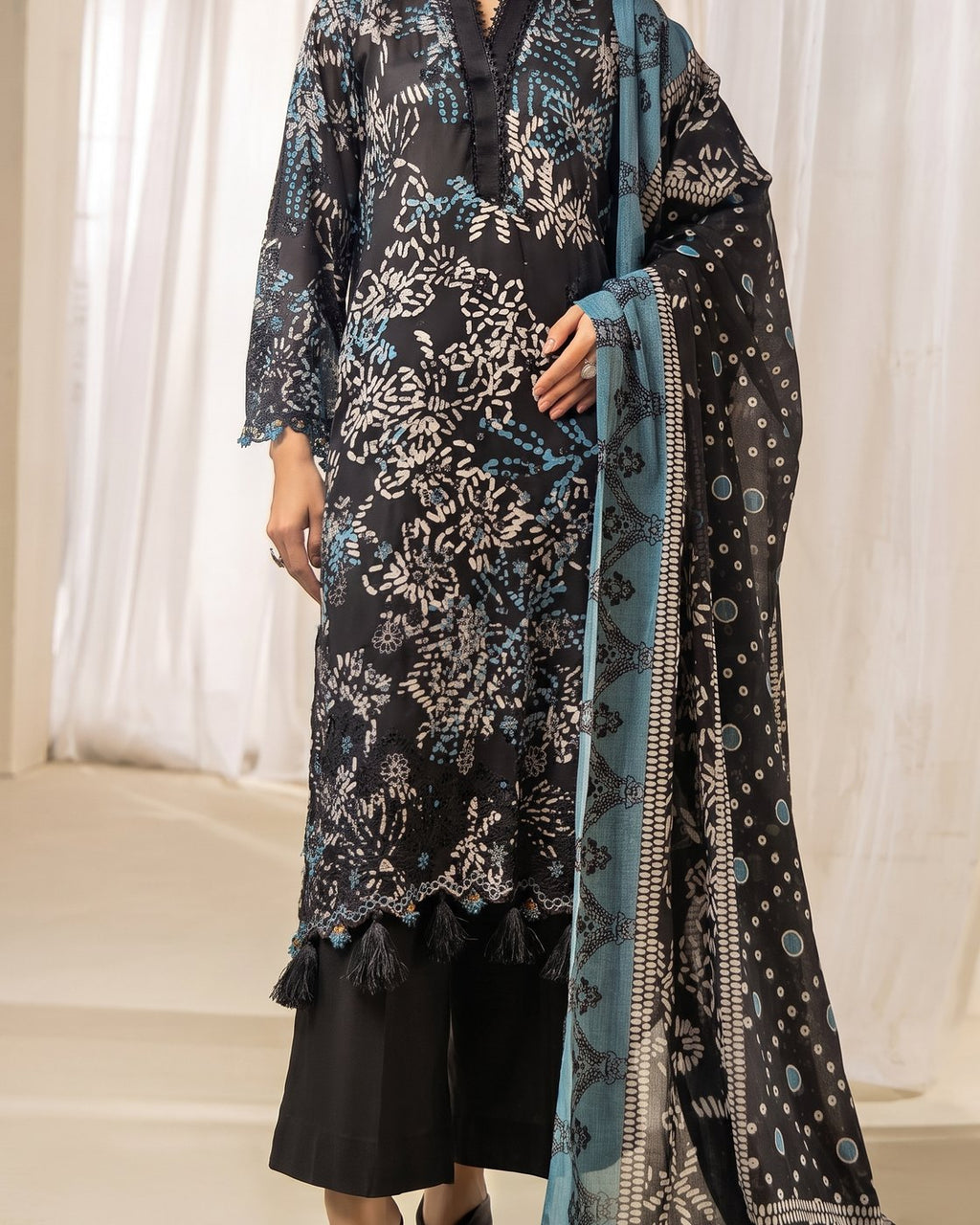 Nureh Rang Nagar RN-206 · 3 Piece Unstitched Lawn