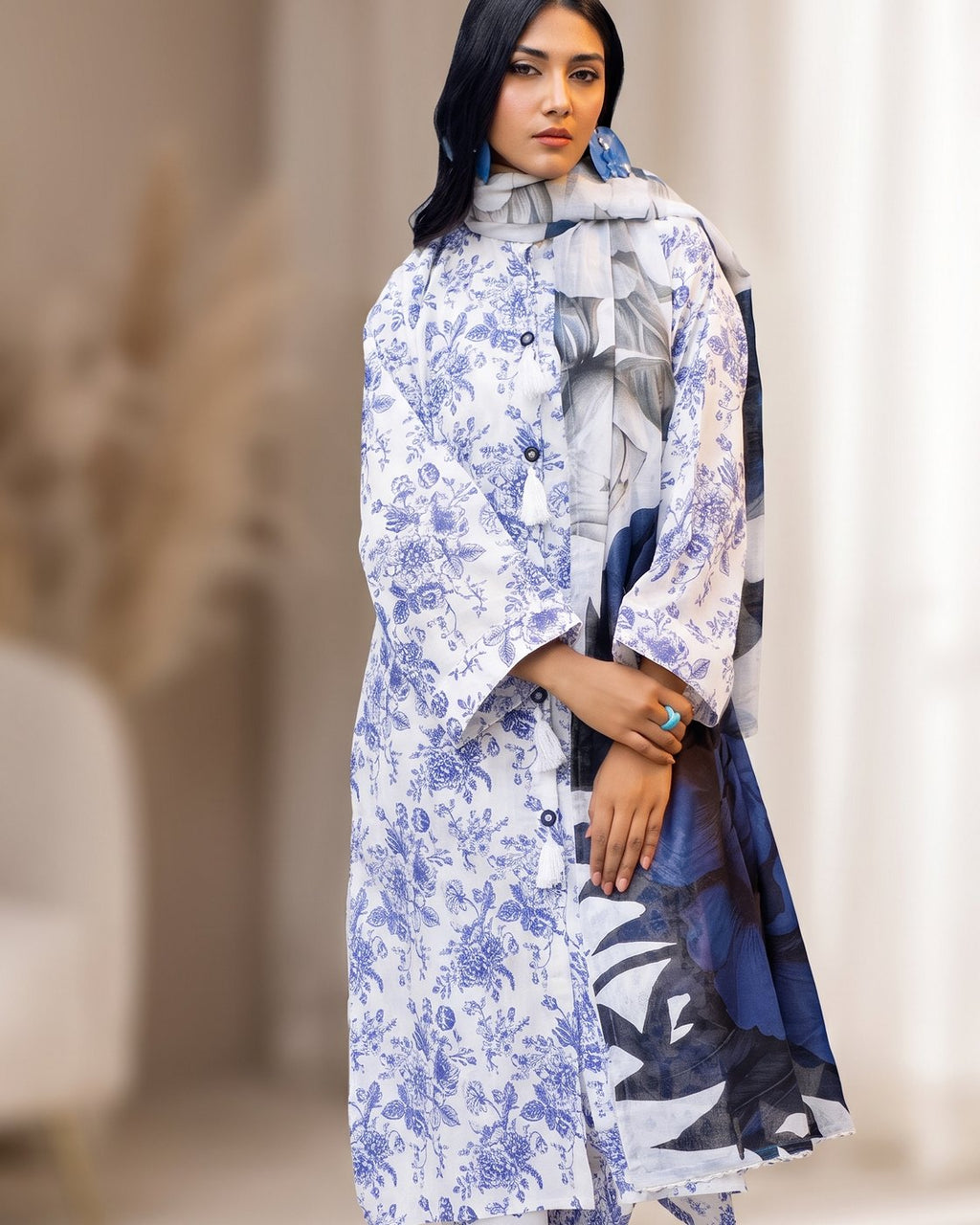 Regalia Salina Separates 07 · 3 Piece Unstitched Lawn