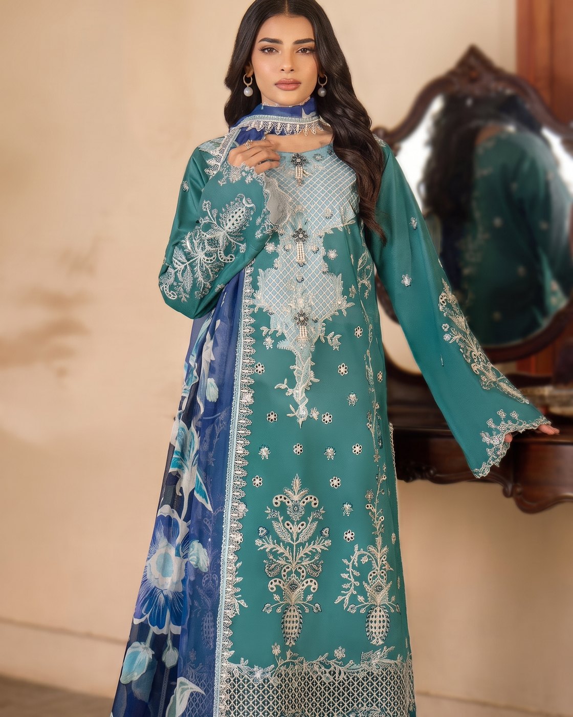 Roheenaz Aashiyana Abeer · 3 Piece Unstitched Lawn