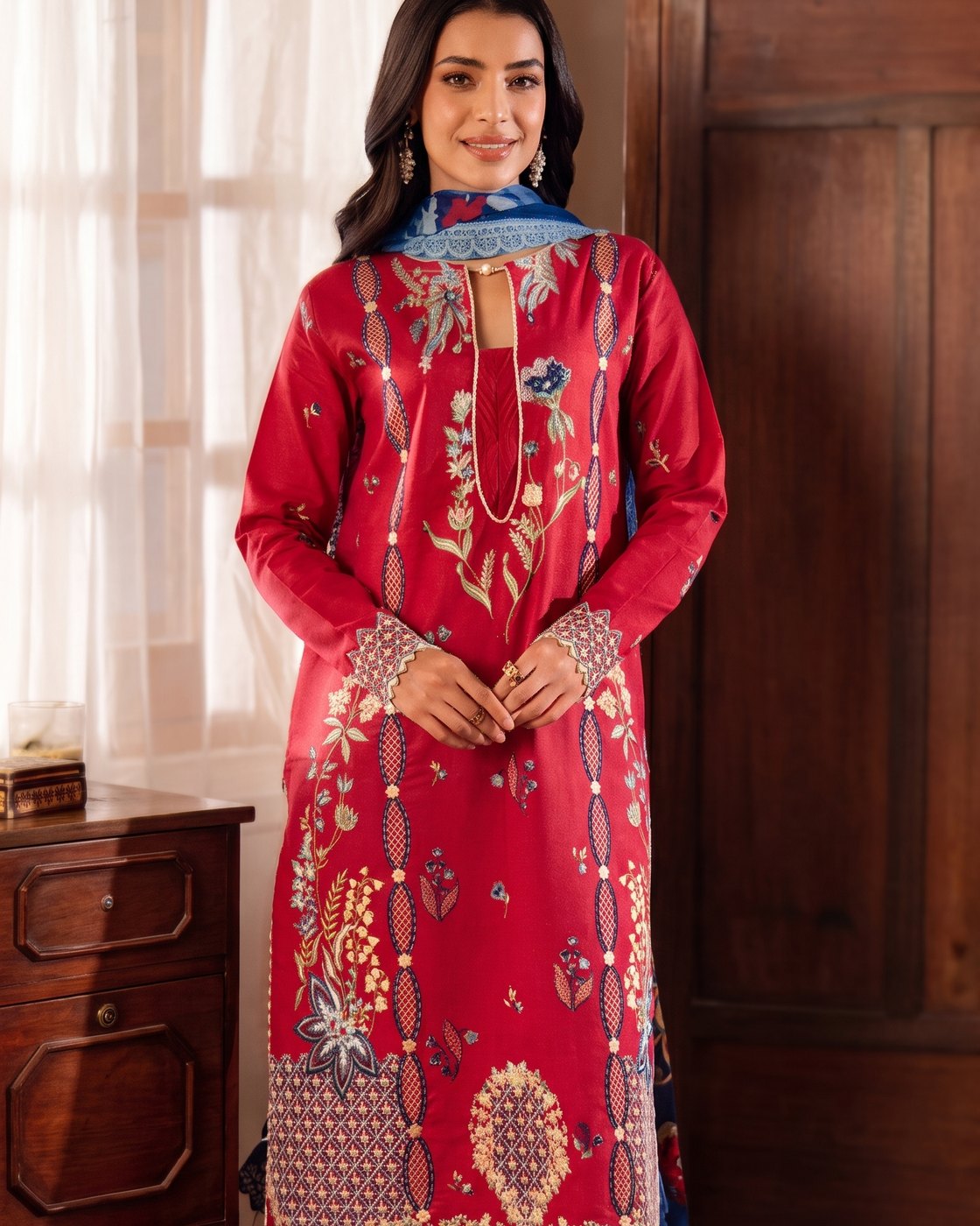 Roheenaz Aashiyana Ushna unstitched 3 piece lawn suit